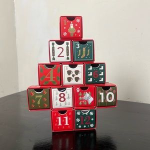 Christmas Advent Calendar with 12 festive Brain Teasers.